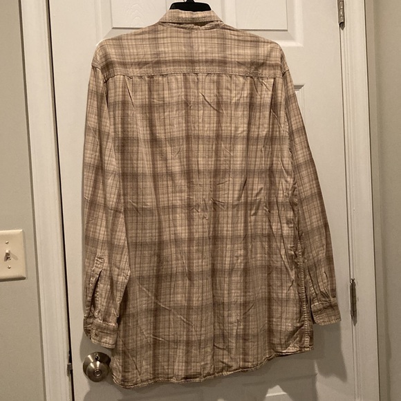 Columbia brown plaid button front, 2XL - Picture 4 of 4